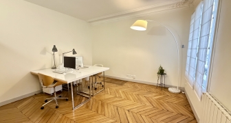 Paris 9e - Sous location Bureau 20m2 - Métro Cadet (toutes charges comprises + équipement mobilier et bureautique)